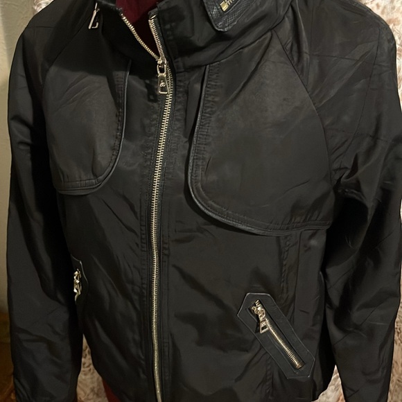 Jacket - Picture 2 of 6